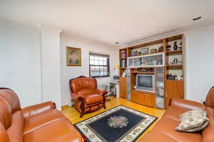 5-09 Julius Rd, College Point, NY 11356 - Photo 9