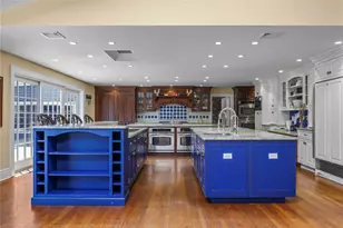 233 Narragansett Ave, Lawrence, NY 11559 - Photo 3