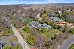 233 Narragansett Ave, Lawrence, NY 11559 - Photo 29