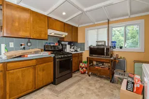 413 Vassar Rd, Poughkeepsie, NY 12603 - Photo 23