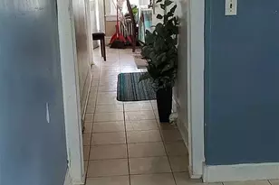 77 Carroll St, Poughkeepsie, NY 12601 - Photo 11