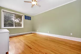 80-04 Cowles Ct, Middle Village, NY 11379 - Photo 21