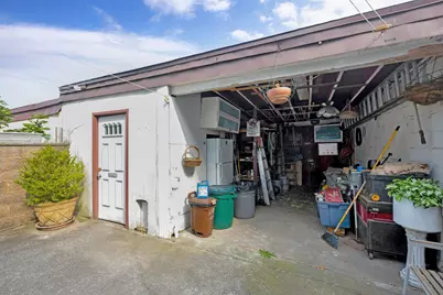 80-04 Cowles Court, Middle Village, NY 11379 - Photo 23