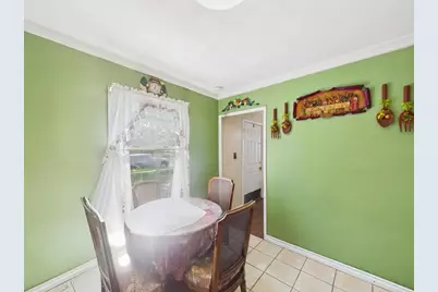 335 Loring Road, Levittown, NY 11756 - Photo 13