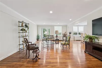 1390 Broadway #118, Hewlett, NY 11557 - Photo 5