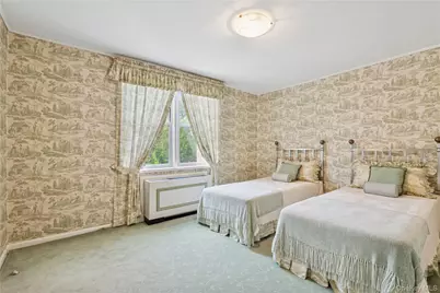 1390 Broadway #118, Hewlett, NY 11557 - Photo 19