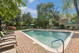 1390 Broadway, Hewlett, NY 11557 - Photo 29