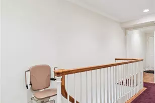 1390 Broadway, Hewlett, NY 11557 - Photo 25