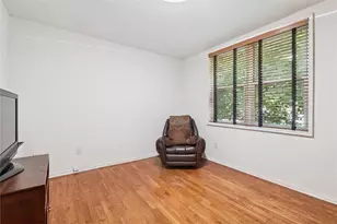 1390 Broadway, Hewlett, NY 11557 - Photo 23