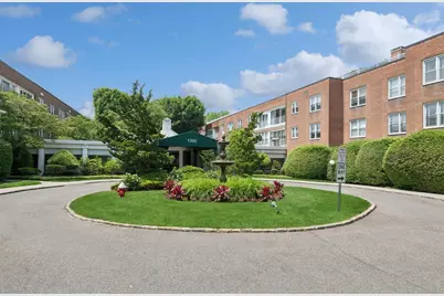 1390 Broadway #118, Hewlett, NY 11557 - Photo 1