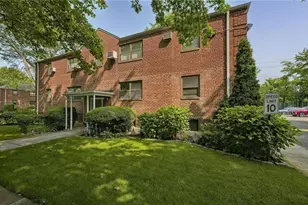 91-49 153rd Ave, Howard Beach, NY 11414 - Photo 3