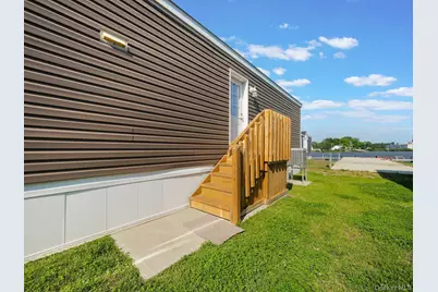 13 Windward Wy, Stony Point, NY 10980 - Photo 3