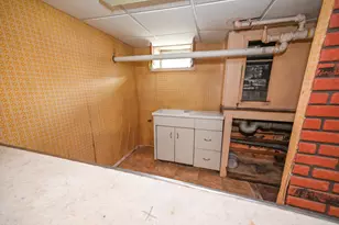 56-57 61st St, Maspeth, NY 11378 - Photo 33