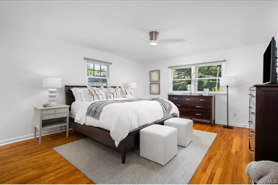 127 Harmon Avenue, Pelham, NY 10803 - Photo 15