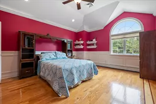 135 Millet St N, Dix Hills, NY 11746 - Photo 23