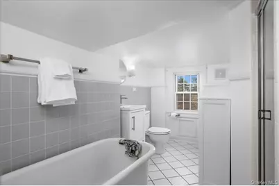 115 Cliff Avenue, Pelham, NY 10803 - Photo 33