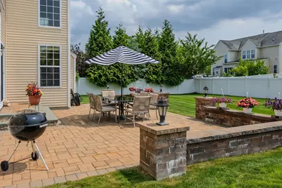 9 Avolet Court, Mount Sinai, NY 11766 - Photo 7