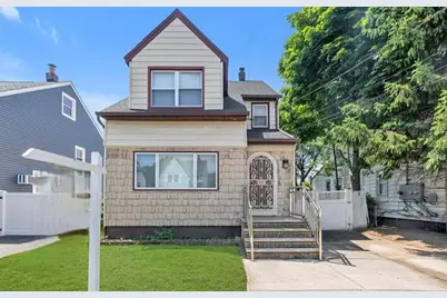 181 Oak Street, West Hempstead, NY 11552 - Photo 1