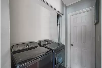 43 Artist Lake Drive, Middle Island, NY 11953 - Photo 15