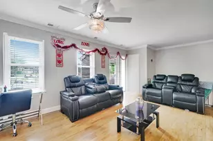 43 Artist Lake Dr, Middle Island, NY 11953 - Photo 7