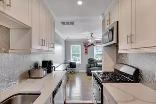 43 Artist Lake Dr, Middle Island, NY 11953 - Photo 11