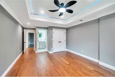 16 Violet Avenue, Hicksville, NY 11801 - Photo 27