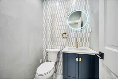 16 Violet Avenue, Hicksville, NY 11801 - Photo 15