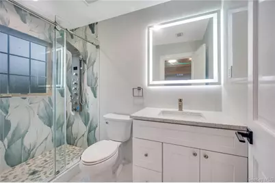 16 Violet Avenue, Hicksville, NY 11801 - Photo 25