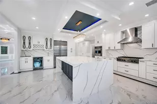 16 Violet Ave, Hicksville, NY 11801 - Photo 11