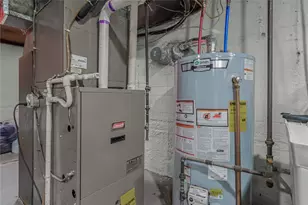 72 Harris Ave, Hewlett, NY 11557 - Photo 21