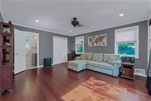 72 Harris Ave, Hewlett, NY 11557 - Photo 13