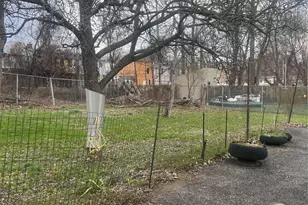 290 1st St, Newburgh, NY 12550 - Photo 31