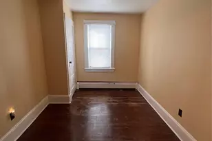 290 1st St, Newburgh, NY 12550 - Photo 11