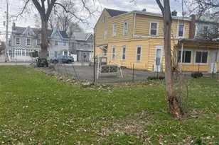 290 1st St, Newburgh, NY 12550 - Photo 25