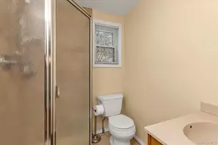 1277 Jerusalem Ave, Merrick, NY 11566 - Photo 17