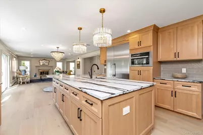 6 Victor Lane, Woodbury, NY 11797 - Photo 11