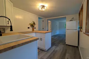 191 Sylvan Lake Rd, Hopewell Junction, NY 12533 - Photo 13