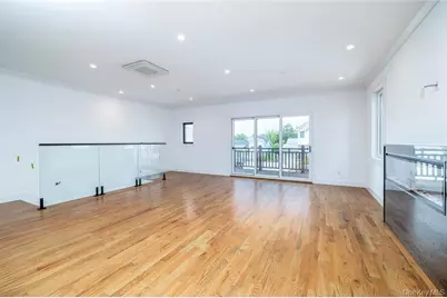 622 W Penn Street #A, Long Beach, NY 11561 - Photo 9
