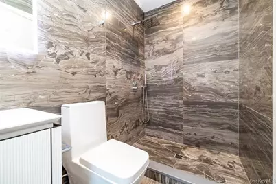 622 W Penn Street #A, Long Beach, NY 11561 - Photo 35