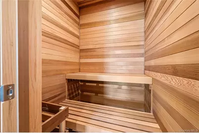 70 Candy Ln, Great Neck, NY 11023 - Photo 25