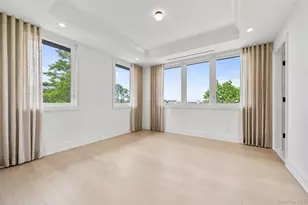 70 Candy Ln, Great Neck, NY 11023 - Photo 19