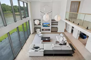 70 Candy Ln, Great Neck, NY 11023 - Photo 7