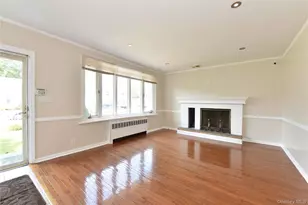 114 Frederick Ave, Roosevelt, NY 11575 - Photo 5