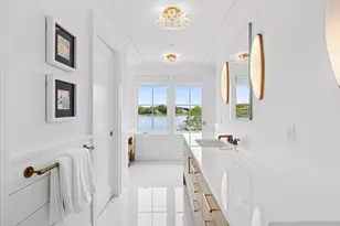 801 Montauk Hwy, Westhampton Beach, NY 11978 - Photo 11