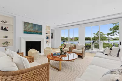 801 Montauk Highway, Westhampton Beach, NY 11978 - Photo 5