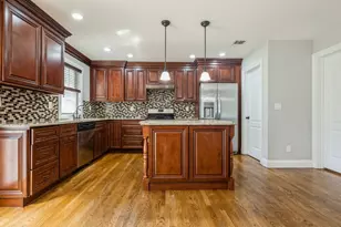 413 Robyn Pl, East Meadow, NY 11554 - Photo 15