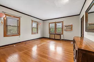 345 Broadway, Lawrence, NY 11559 - Photo 11