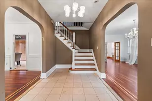 345 Broadway, Lawrence, NY 11559 - Photo 3