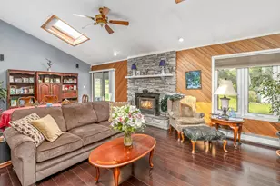 380 Wellwood Dr, Shirley, NY 11967 - Photo 11