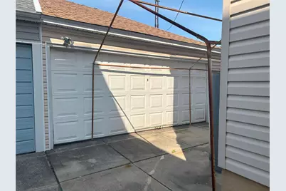 104-16 103 Street, Richmond Hill, NY 11419 - Photo 3